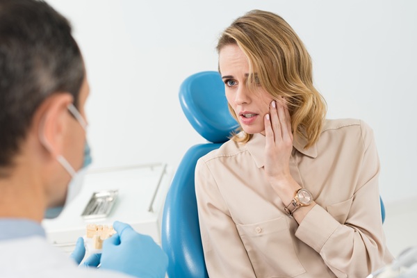 Emergency Dentist Vs  Same Day Dentist: What’s The Difference?